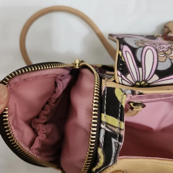 Vintage Cole Haan Floral Barrel Handbag - Picture 6 of 14